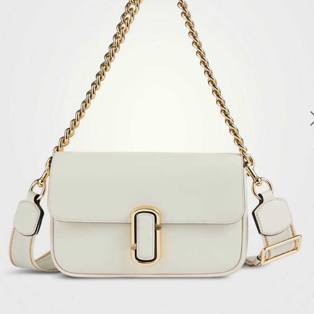 Marc Jacob’s J shoulder bag in cream NWT